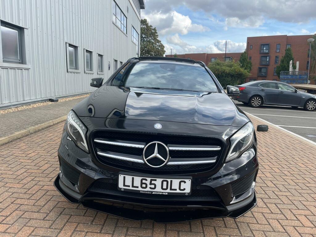 Mercedes-Benz GLA Class Amg Line Black #4