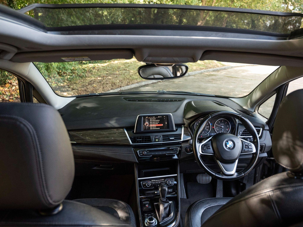 BMW 2 Series 2.0 Luxury Euro 6 Ss Grey #3