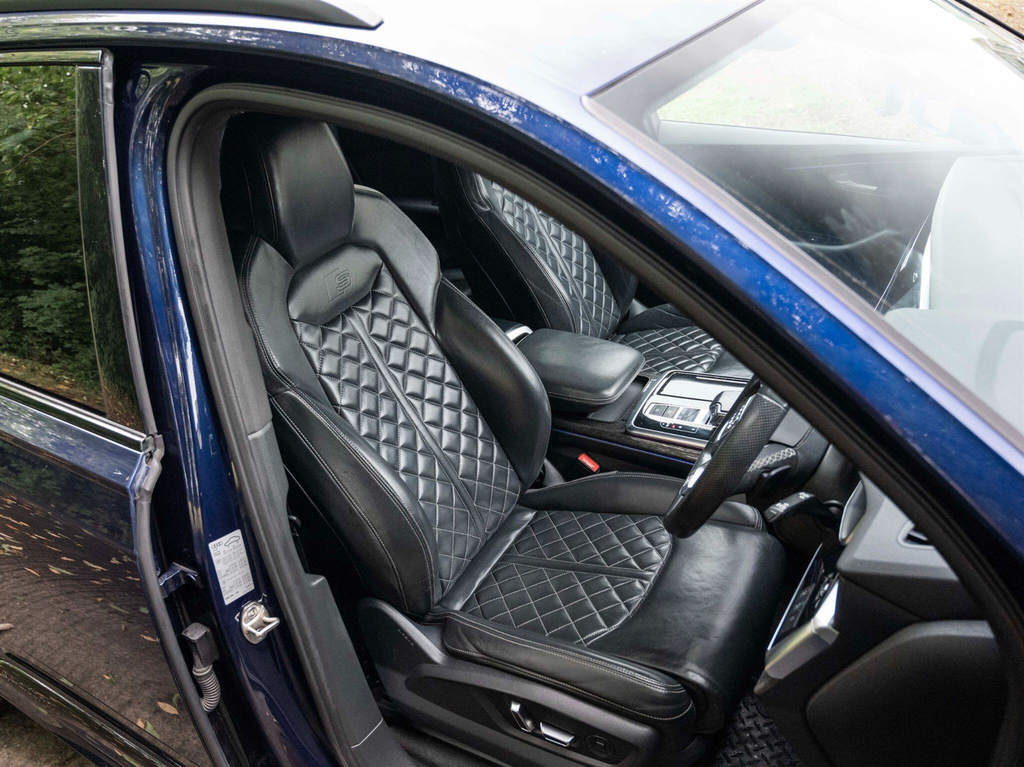 Audi SQ7 4L Vorsprung Black #11