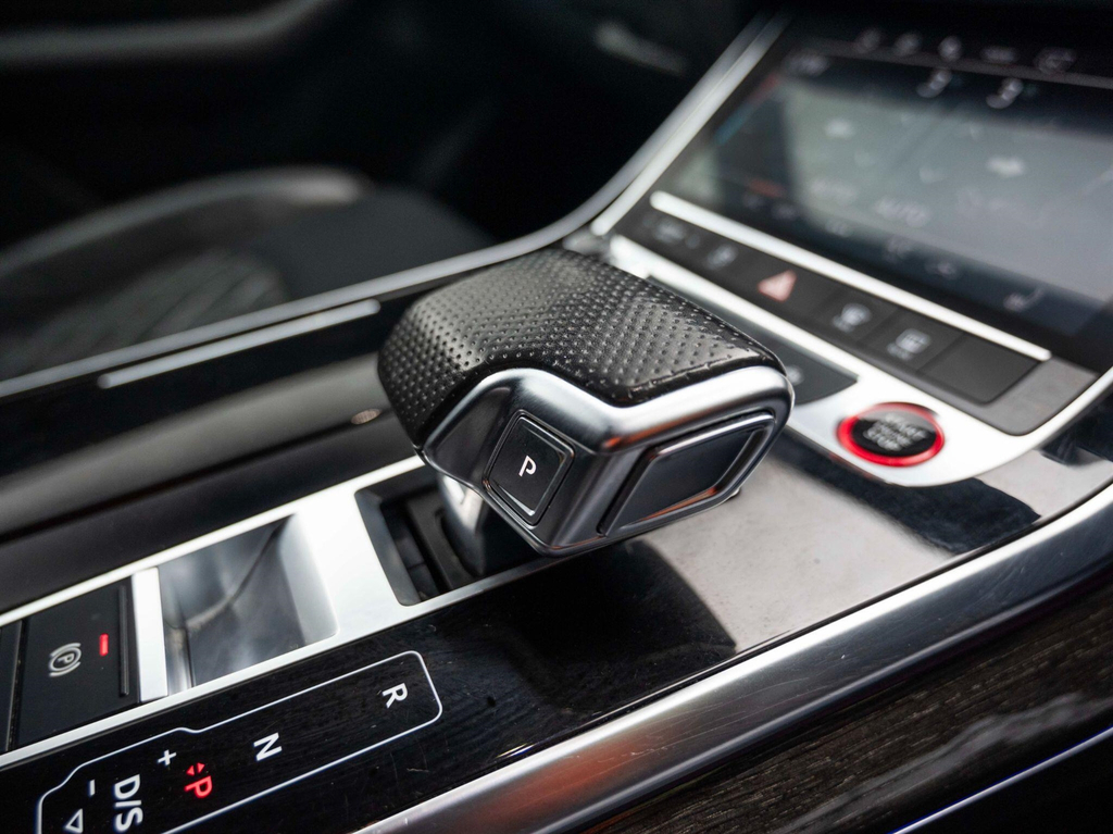Audi SQ7 4L Vorsprung Black #76