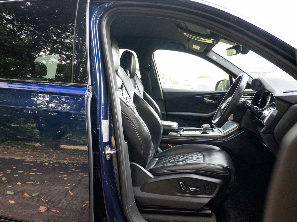 Audi SQ7 4L Vorsprung Black #15
