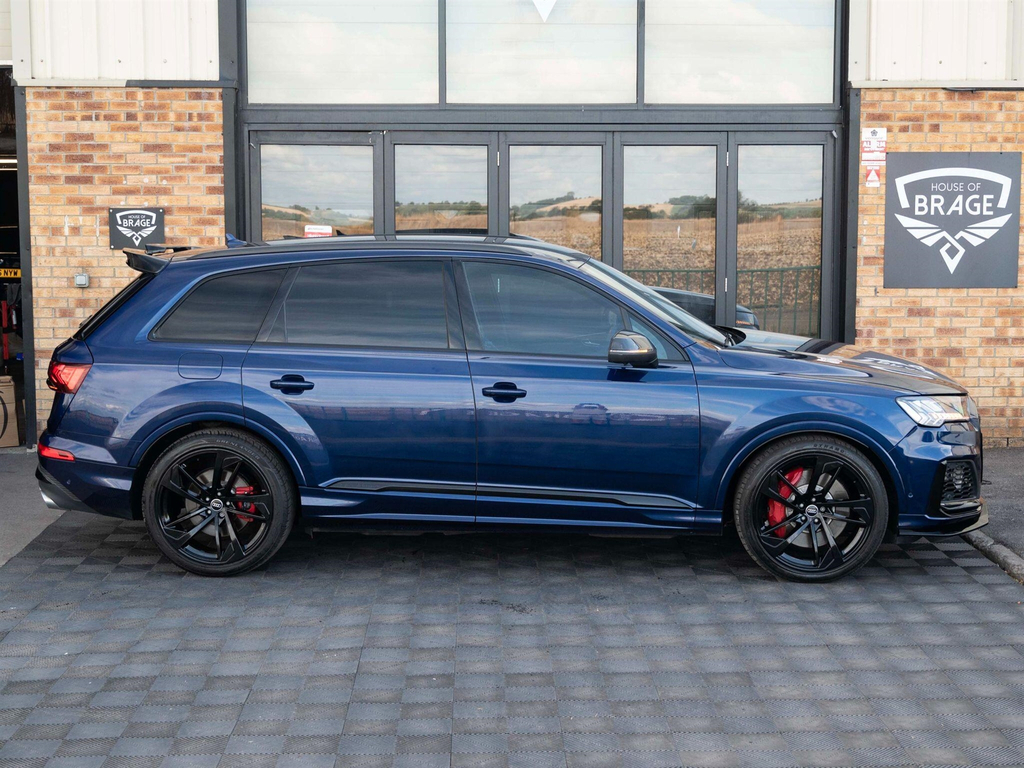 Audi SQ7 4L Vorsprung Black #40