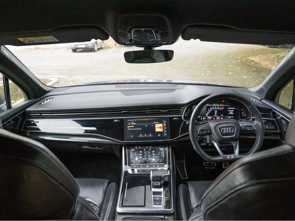Audi SQ7 4L Vorsprung Black #71