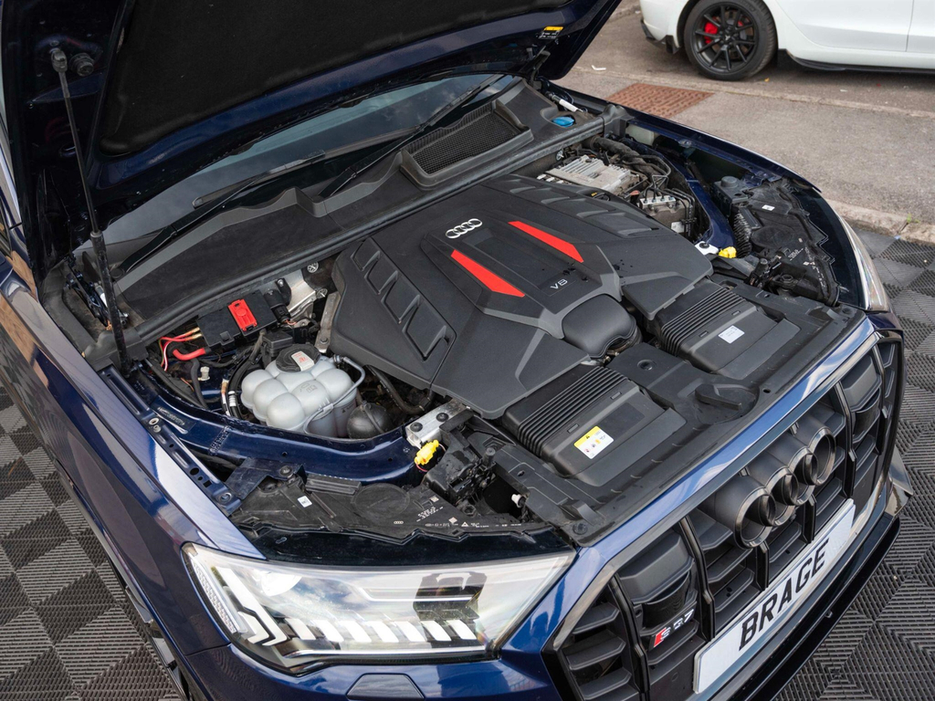 Audi SQ7 4L Vorsprung Black #22