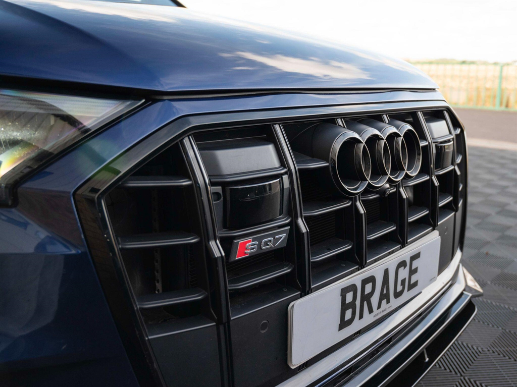 Audi SQ7 4L Vorsprung Black #91