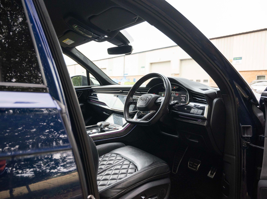 Audi SQ7 4L Vorsprung Black #18