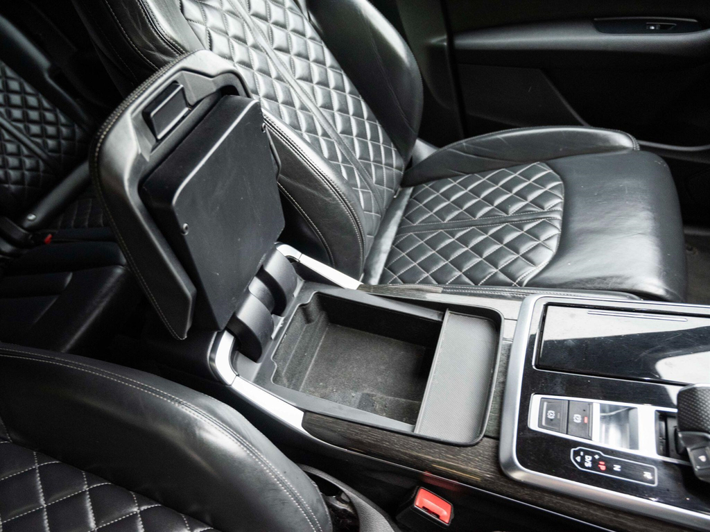 Audi SQ7 4L Vorsprung Black #12