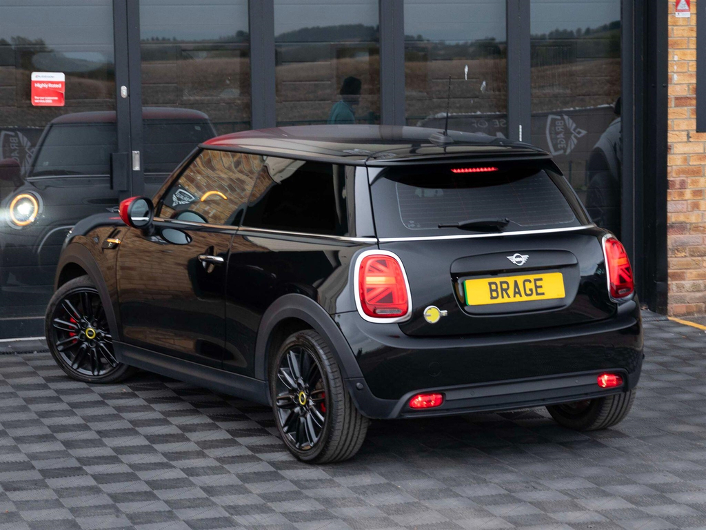 Mini Electric Hatch Cooper Se 32.6Kwh Level 2 Black #2