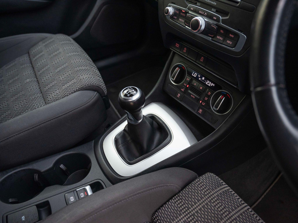 Audi Q3 1.4T Fsi S Line Edition White #77