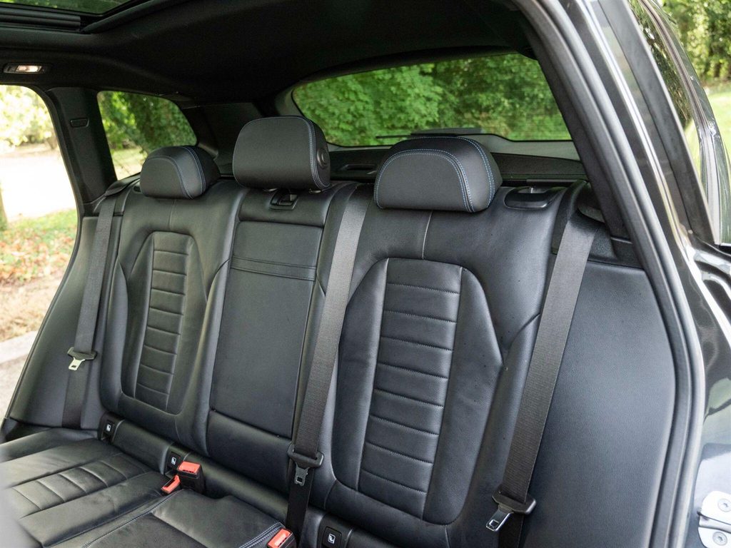 BMW iX3 210Kw Premier Edition Pro 80Kwh 2022 Black #51