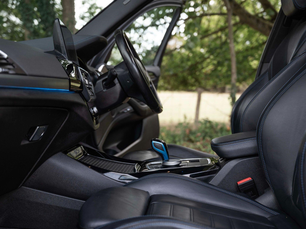 BMW iX3 210Kw Premier Edition Pro 80Kwh 2022 Black #23