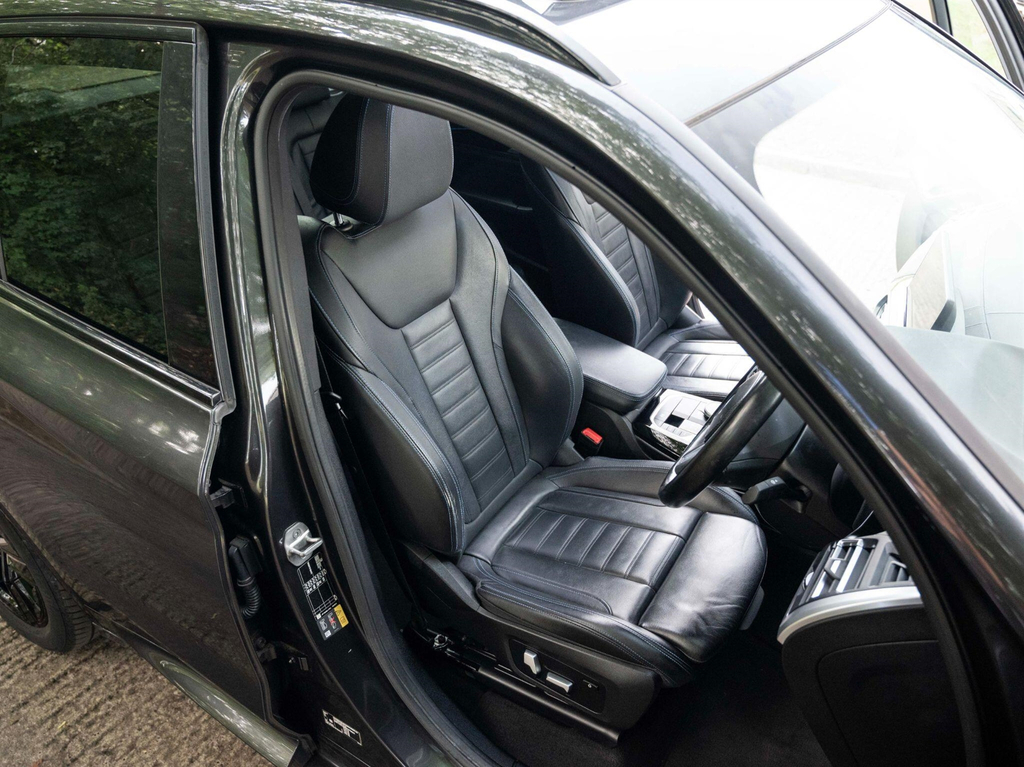 BMW iX3 210Kw Premier Edition Pro 80Kwh 2022 Black #11