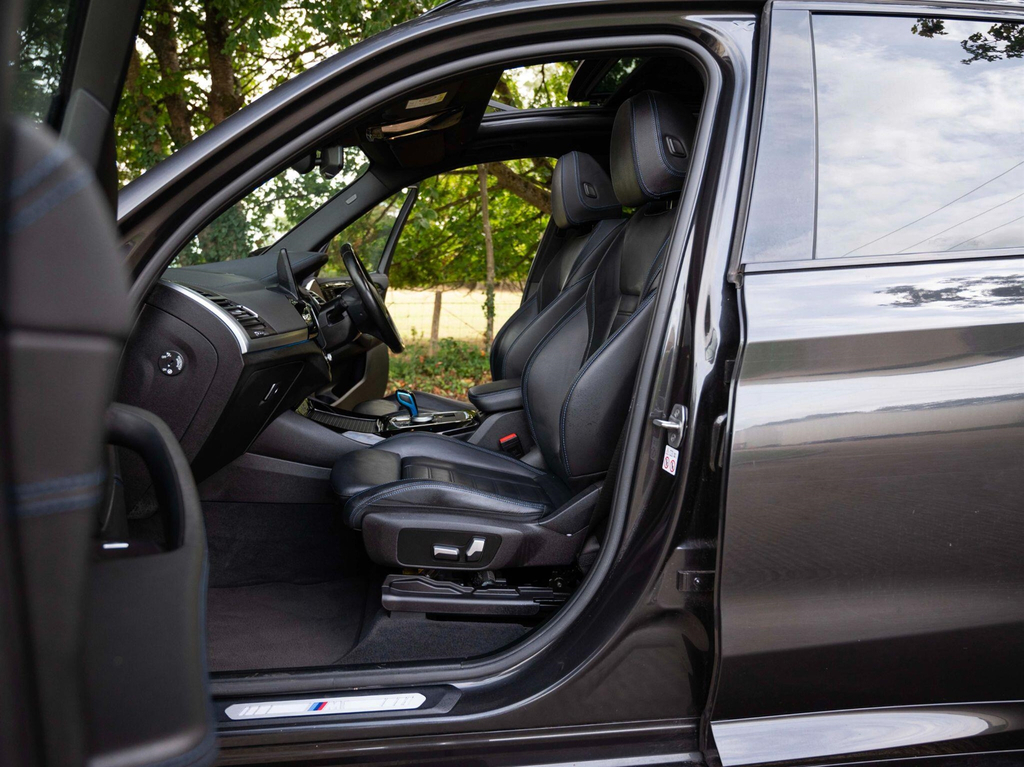 BMW iX3 210Kw Premier Edition Pro 80Kwh 2022 Black #22