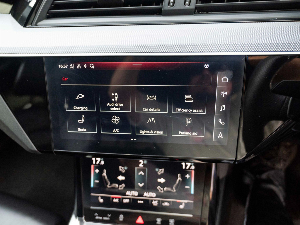 Audi E-tron Sportback Black Edition 55 Quattro 300,00 Kw Blue #38