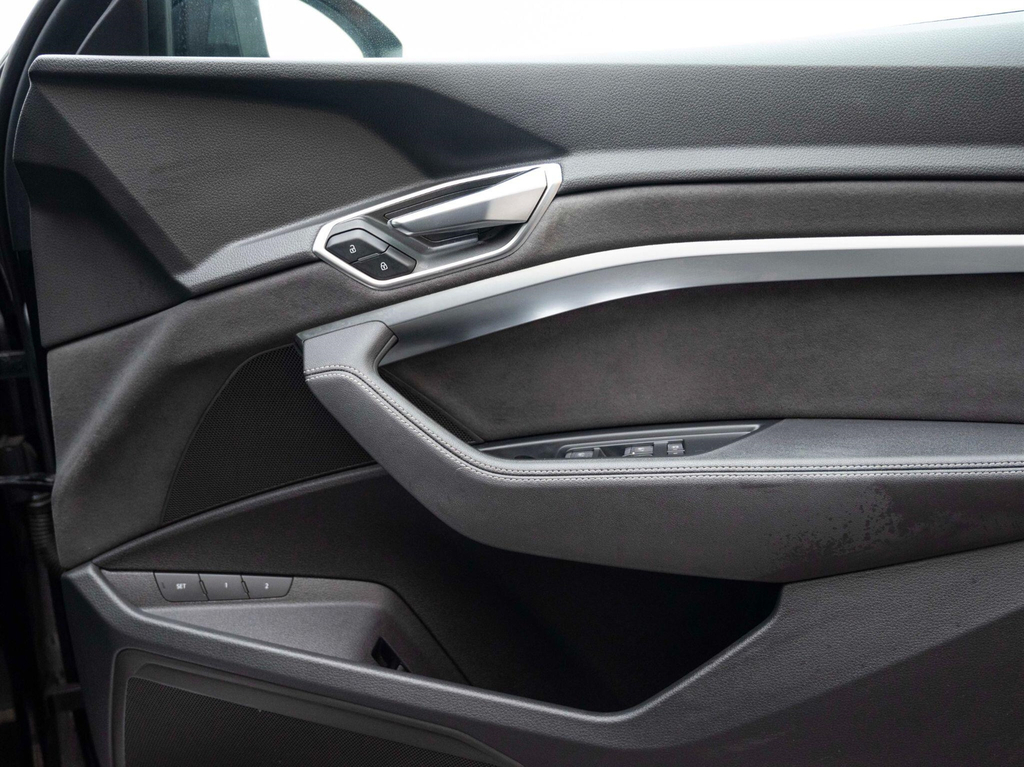 Audi E-tron Sportback Black Edition 55 Quattro 300,00 Kw Blue #10