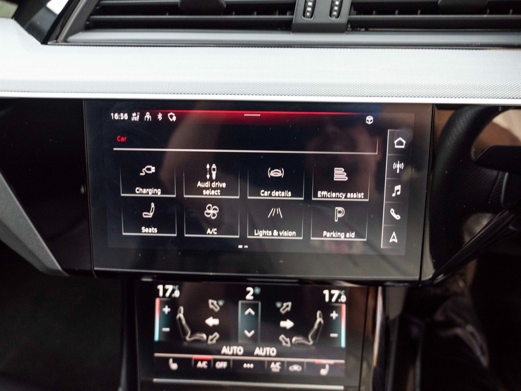 Audi E-tron Sportback Black Edition 55 Quattro 300,00 Kw Blue #37