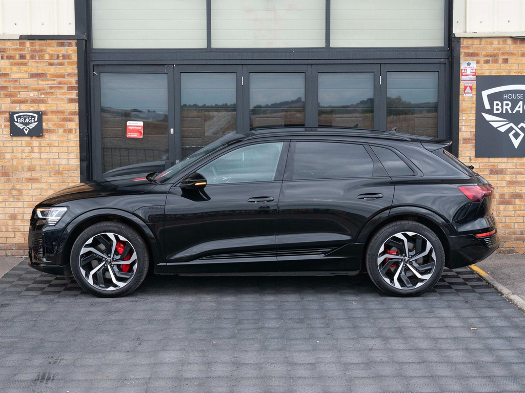 Audi E-tron Sportback Black Edition 55 Quattro 300,00 Kw Blue #46