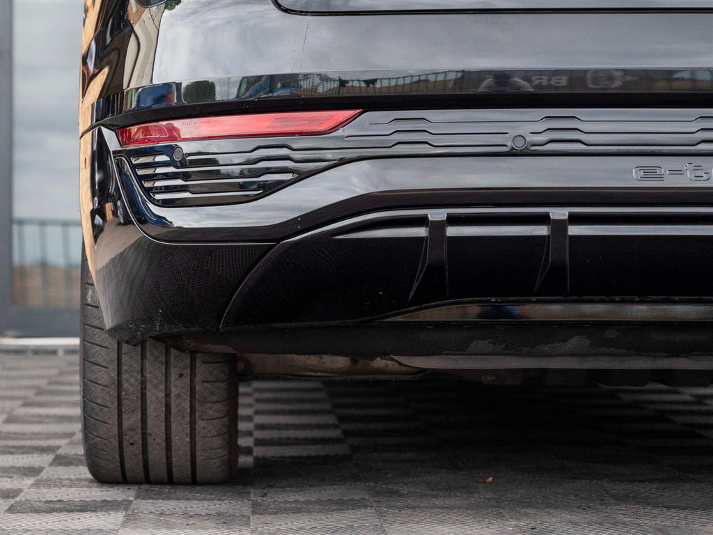 Audi E-tron Sportback Black Edition 55 Quattro 300,00 Kw Blue #56