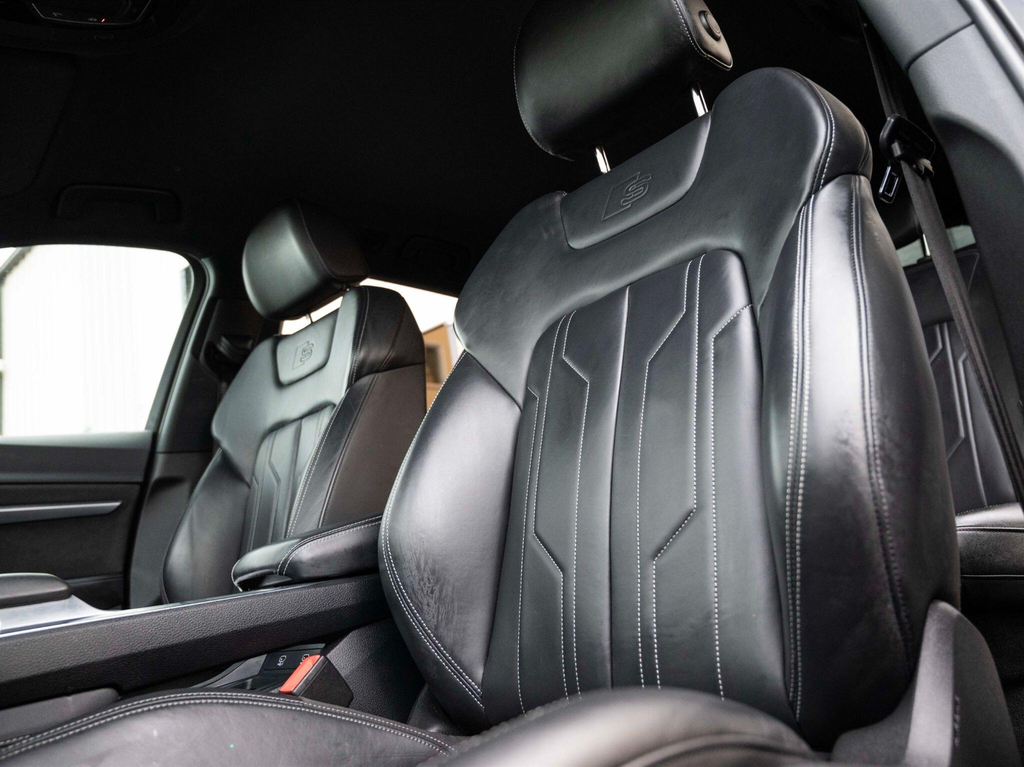 Audi E-tron Sportback Black Edition 55 Quattro 300,00 Kw Blue #30