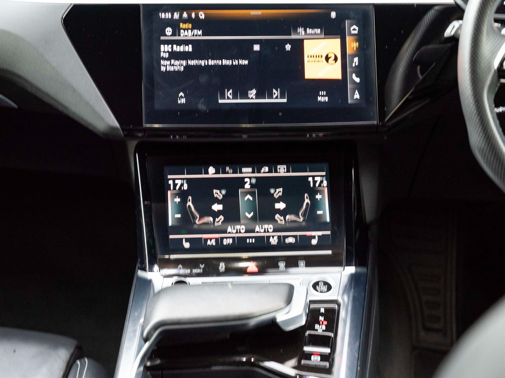 Audi E-tron Sportback Black Edition 55 Quattro 300,00 Kw Blue #74