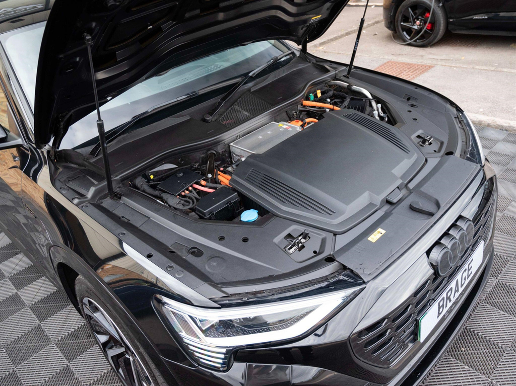 Audi E-tron Sportback Black Edition 55 Quattro 300,00 Kw Blue #23