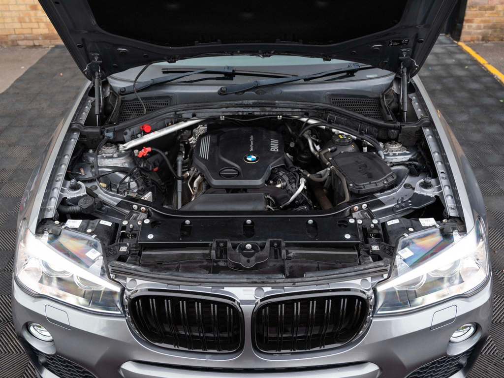 BMW X3 Xdrive20d M Sport White #14
