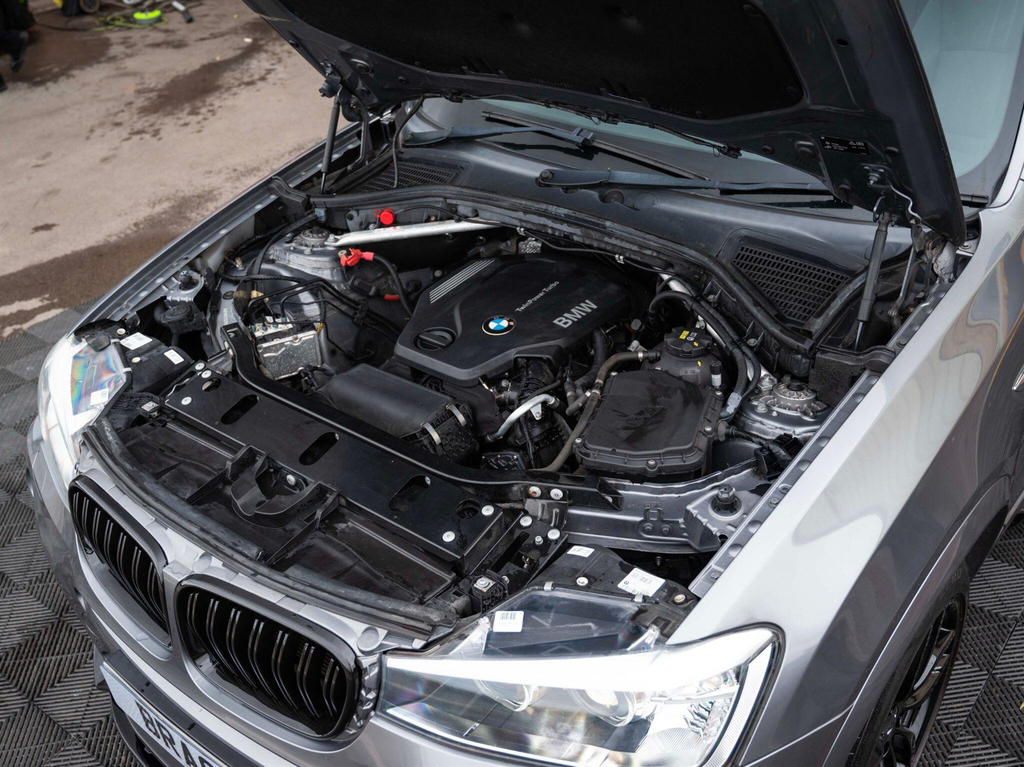 BMW X3 Xdrive20d M Sport White #13
