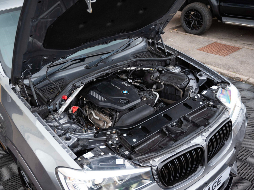 BMW X3 Xdrive20d M Sport White #12