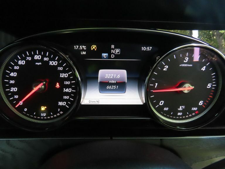 Mercedes-Benz E Class E 200 Amg Line Premium 9G-tronic Black #11