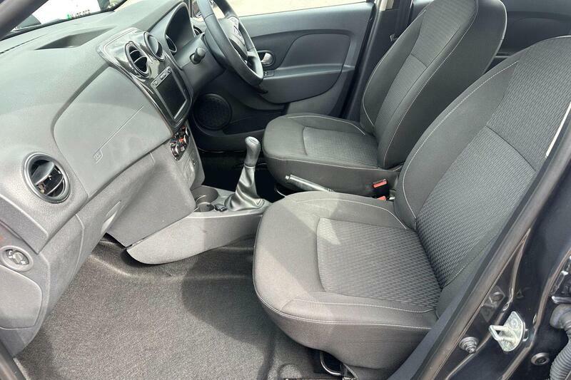 Dacia Sandero 0.9 Tce Comfort Euro 6 Ss Grey #2