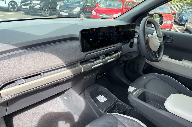 Kia EV3 81.4Kwh Gt-line S White #2