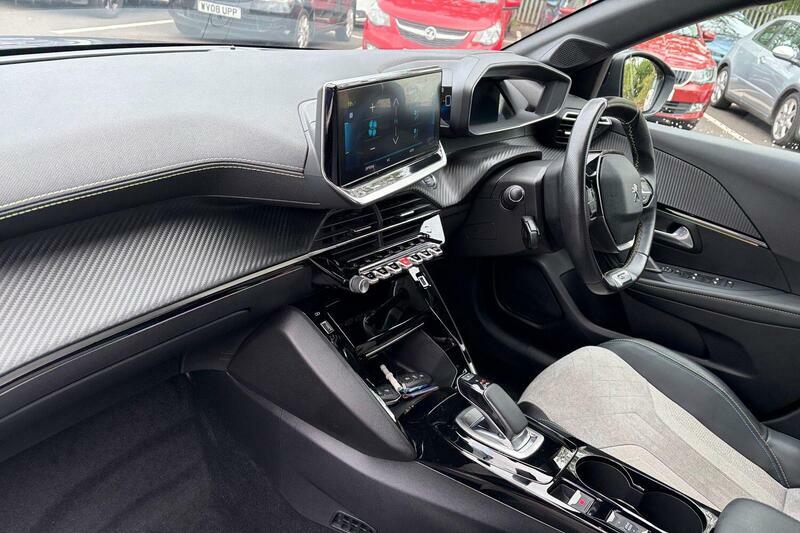 Peugeot e-208 50Kwh Gt Grey #2