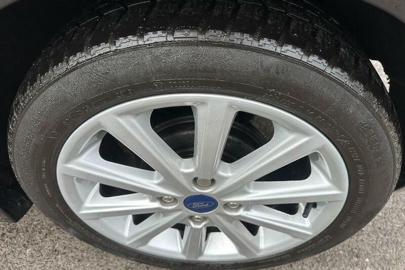 Ford Fiesta 1.25 Silver Silver #19
