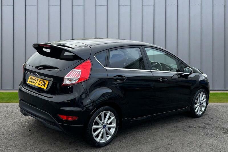 Ford Fiesta 1.25 Silver Silver #7