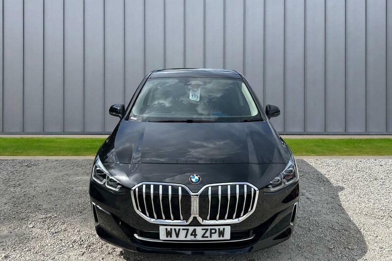 BMW 2 Series Active Tourer 1.5 220I Mht Luxury Dct Euro 6 Ss Black #3