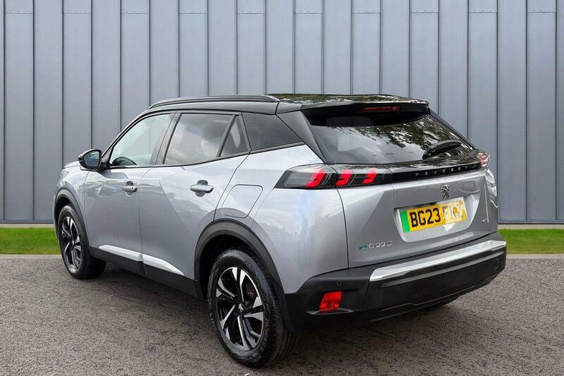 Peugeot e-2008 50Kwh Gt 7Kw Charger Grey #5