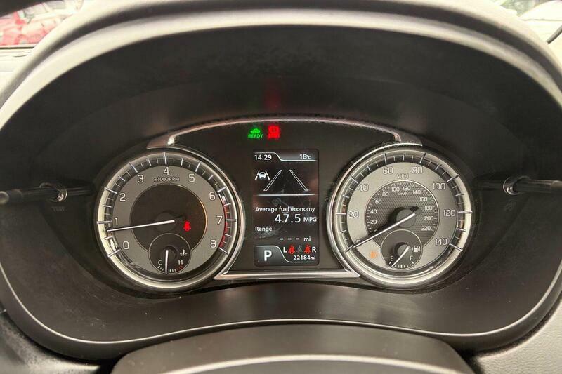 Suzuki S Cross Motion White #16
