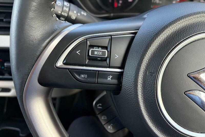 Suzuki Swift 1.2 Dualjet Mhev  #8
