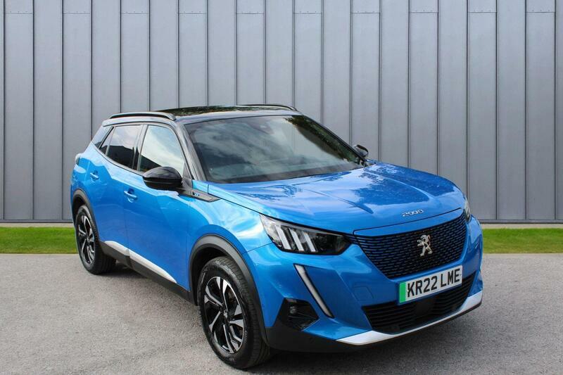 Peugeot e-2008 50Kwh Gt 7Kw Charger Blue
