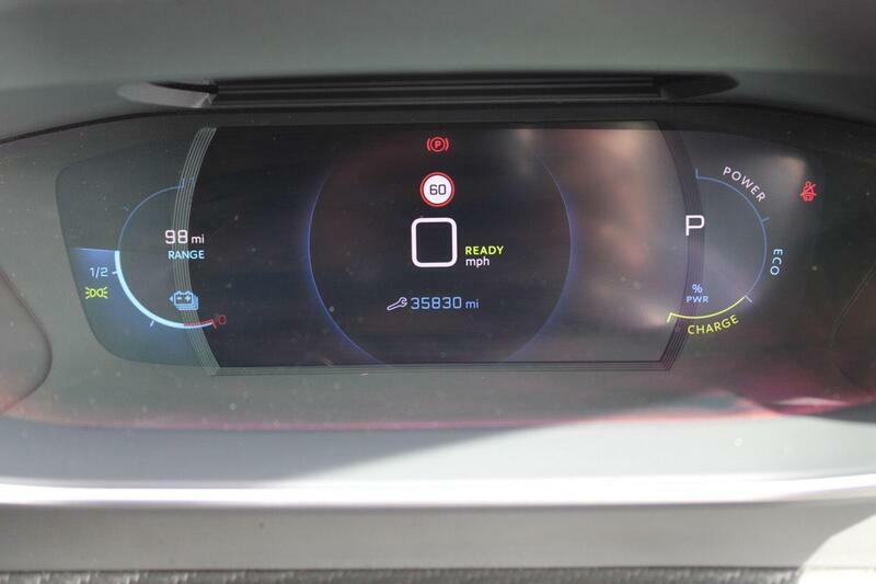 Peugeot e-2008 100Kw Active Premium 50Kwh Blue #21