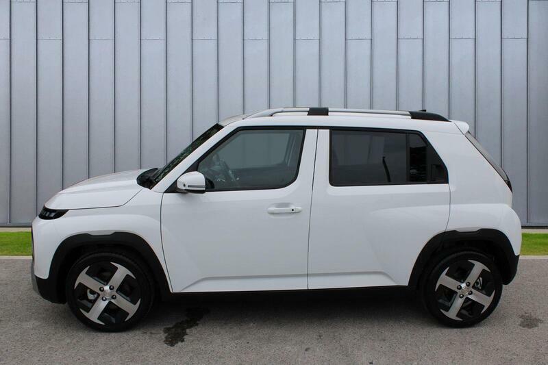 Hyundai Inster Long Range 49Kwh 02 White #5