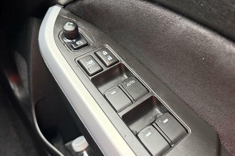 Suzuki Vitara Sz-t Boosterjet 111 White #11