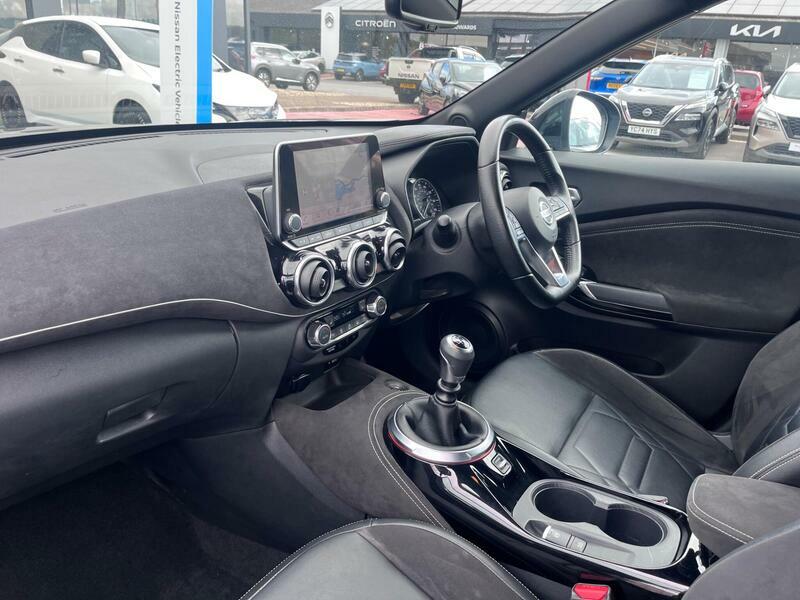 Nissan Juke 1.0 Dig-t Acenta Dct White #2