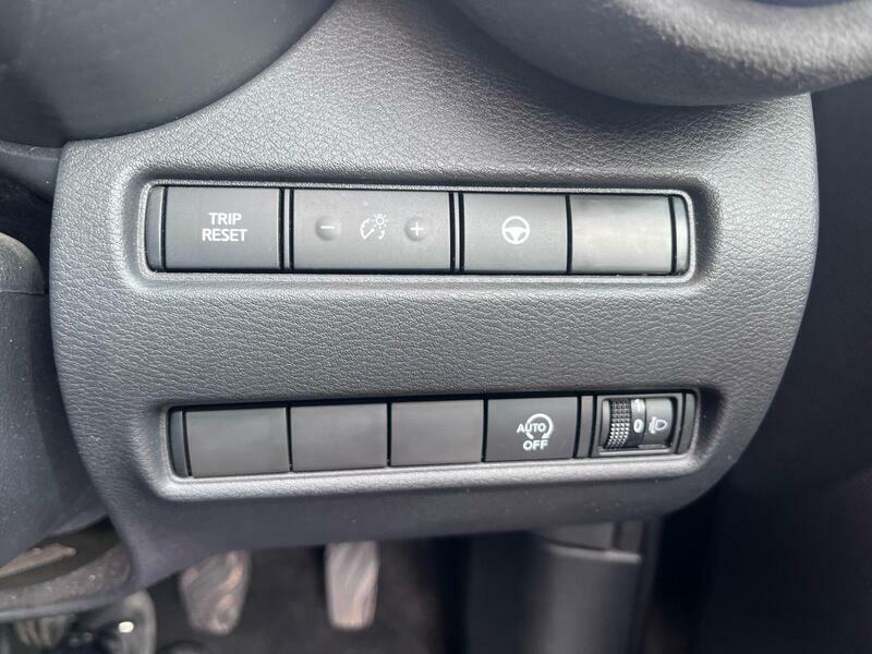 Nissan Juke 1.0 Dig-t Acenta Dct White #32