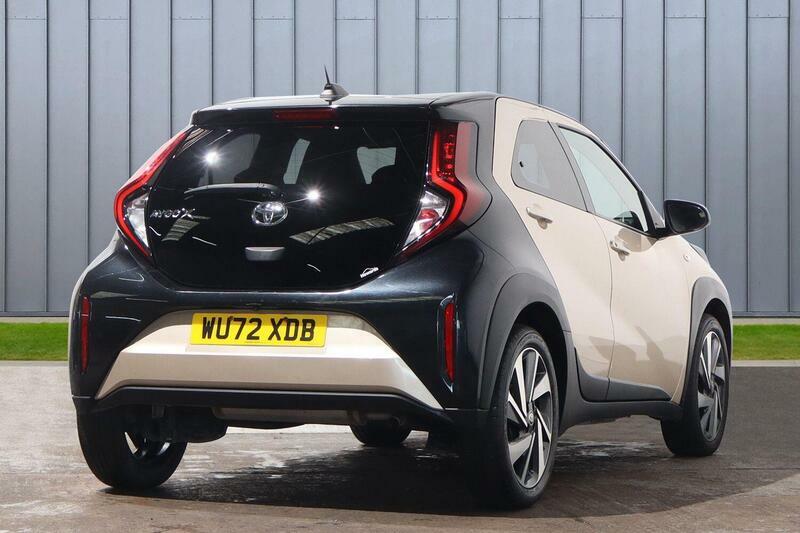 Toyota Aygo X Hatchback Beige #9