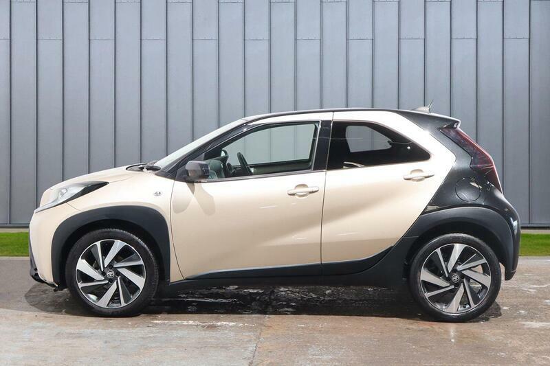 Toyota Aygo X 1.0 Vvt-i Edge X-shift Euro 6 Ss Beige #6