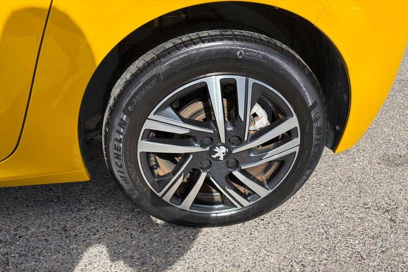 Peugeot 208 1.2 Puretech Active Premium Grey #19