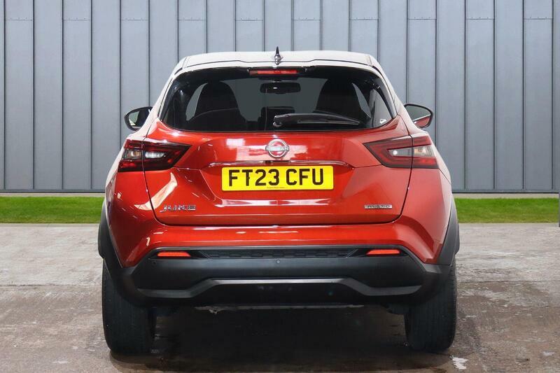 Nissan Juke 1.6 N-connecta Euro 6 Red #6
