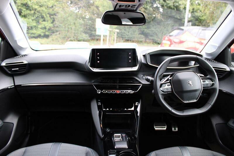 Peugeot 208 Gt Black #9