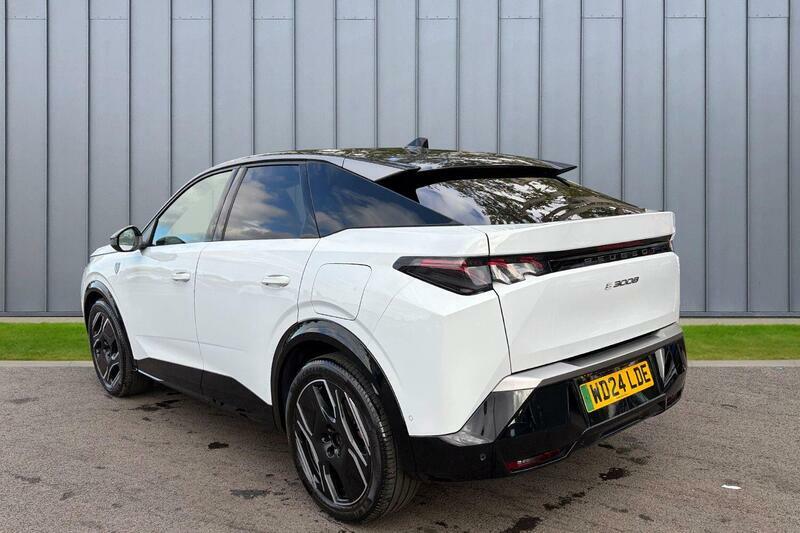 Peugeot 3008 73Kwh Gt White #5